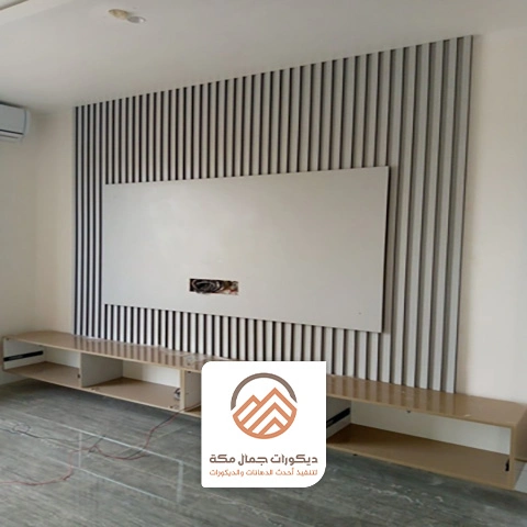 ديكور شاشة بسيط